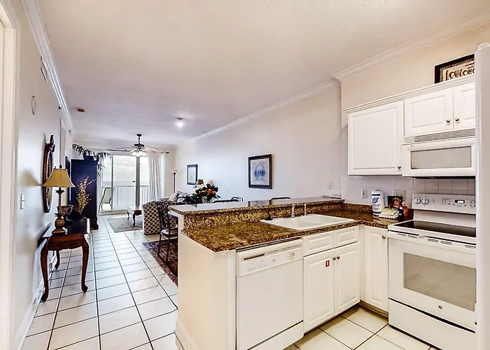 14th-floor Family-friendly Gulf-front With Balcony Hot Tub Pool & Ac Holiday home Gulf Shores