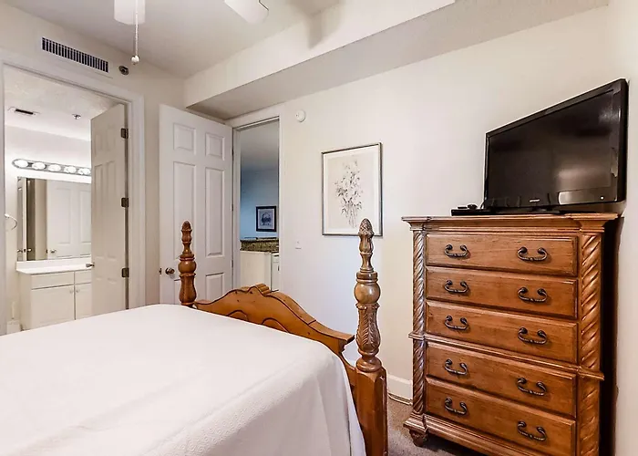14th-floor Family-friendly Gulf-front With Balcony Hot Tub Pool & Ac Holiday home *