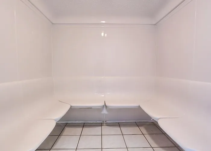 14th-floor Family-friendly Gulf-front With Balcony Hot Tub Pool & Ac Holiday home *